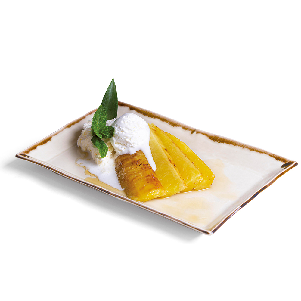 Cotton Grill. Postres. Grilled Pineapple